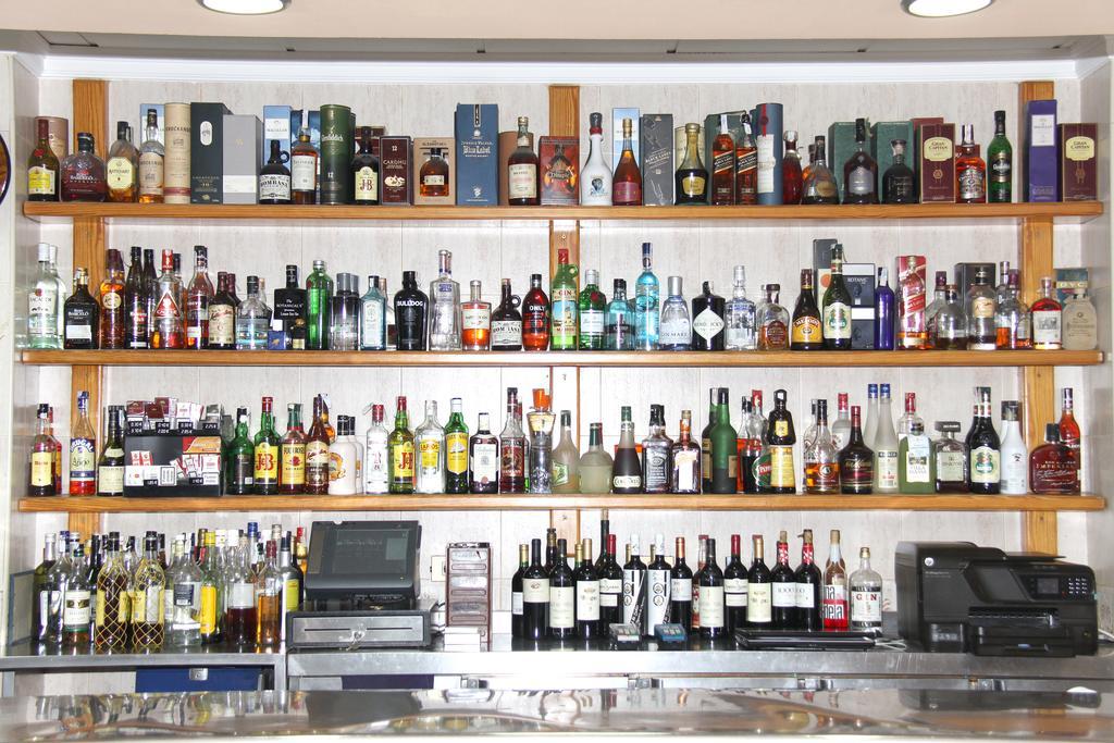 Hostal Restaurante La Masia Vila-real Екстериор снимка