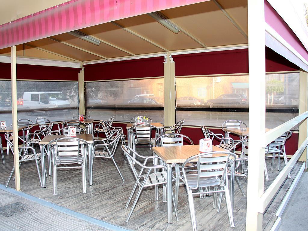 Hostal Restaurante La Masia Vila-real Екстериор снимка