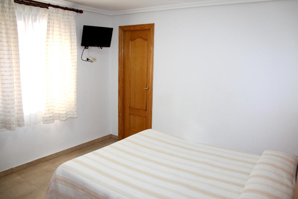 Hostal Restaurante La Masia Vila-real Екстериор снимка