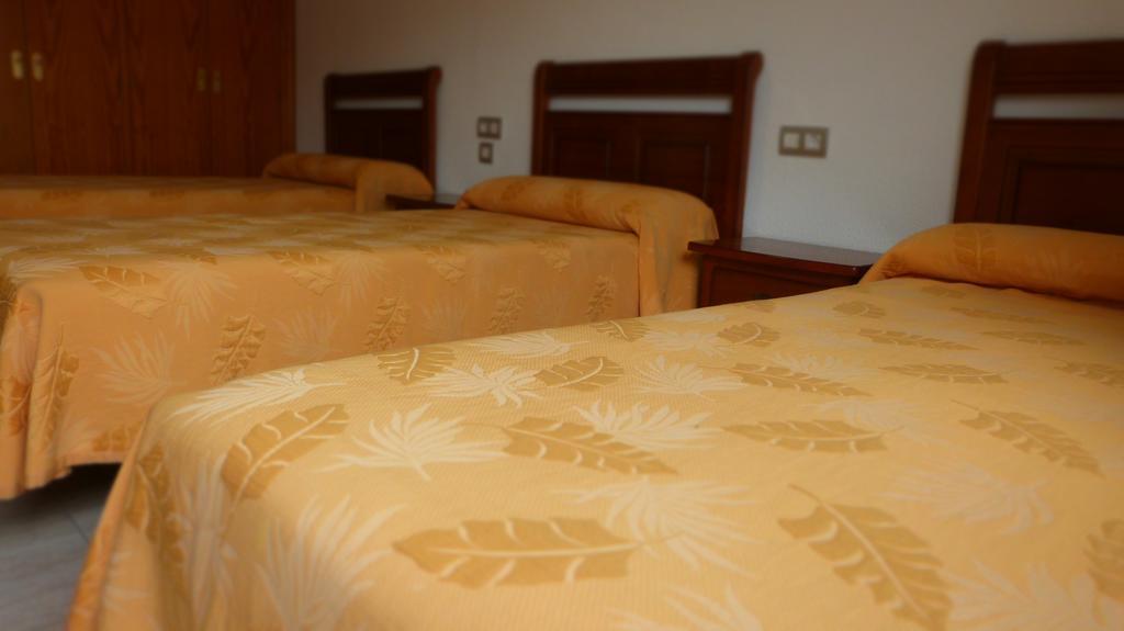 Hostal Restaurante La Masia Vila-real Екстериор снимка