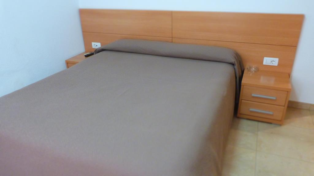 Hostal Restaurante La Masia Vila-real Екстериор снимка